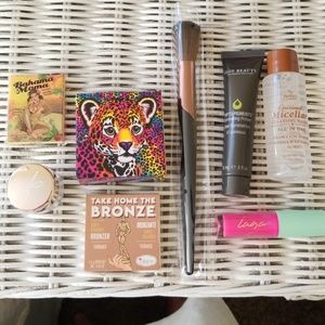 Make Up/Skin Care Mini Bundle